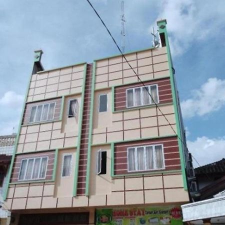 Guest House Taman Sari Syariah Pekanbaru Εξωτερικό φωτογραφία