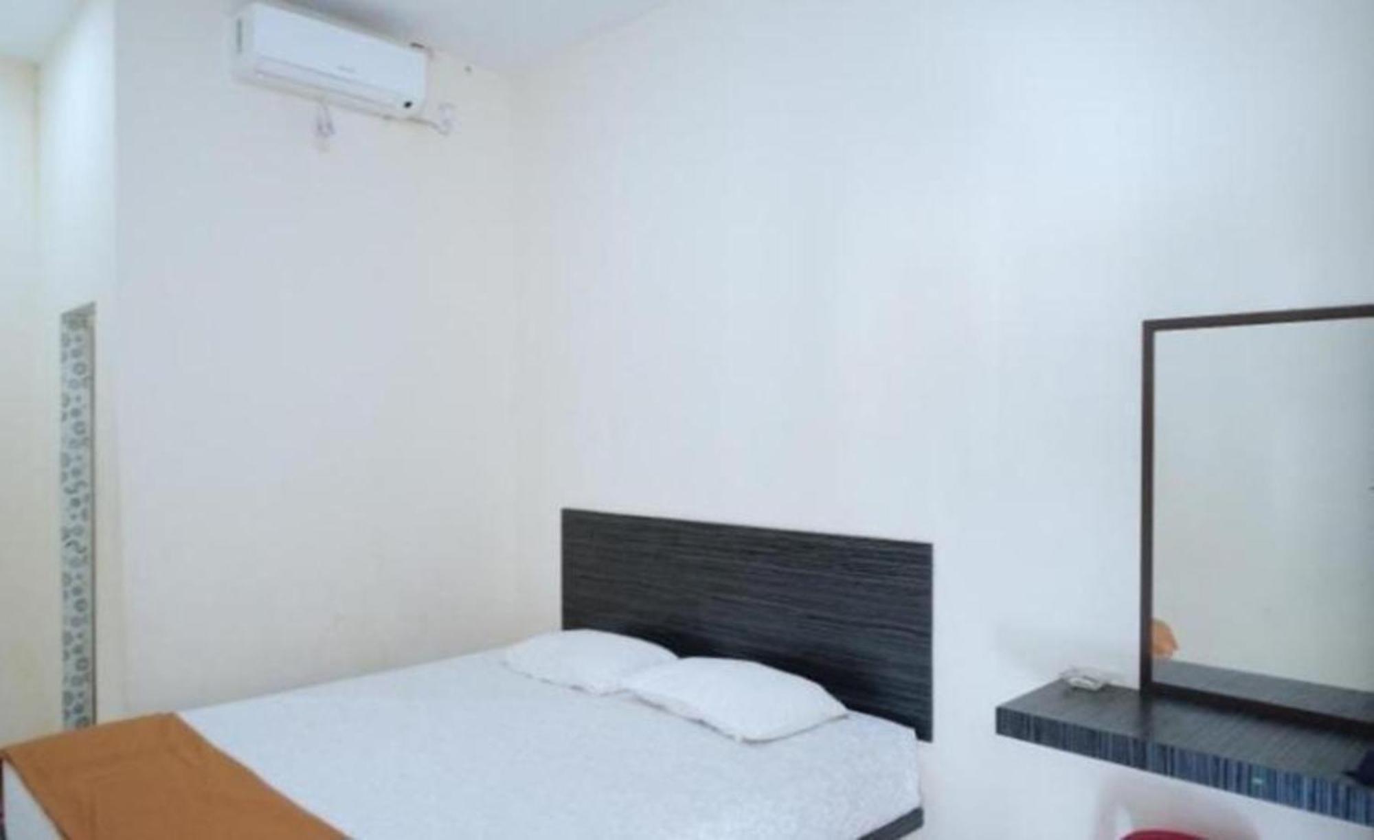 Guest House Taman Sari Syariah Pekanbaru Εξωτερικό φωτογραφία